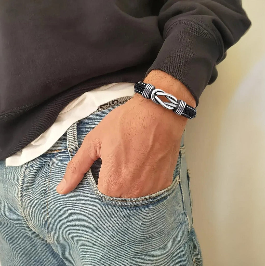 BowLift | Unisex Eternal Love Knot Leather Bracelet