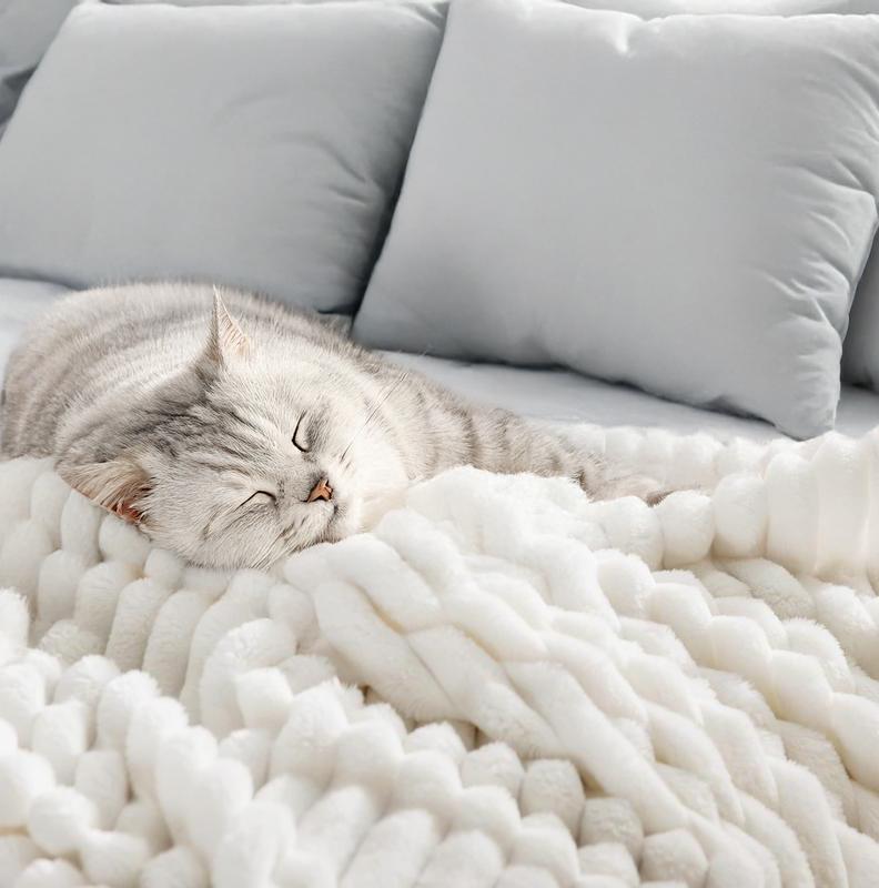 BowLift | TwinFleece | The Original Fleece Blanket Buy One, Get One Free