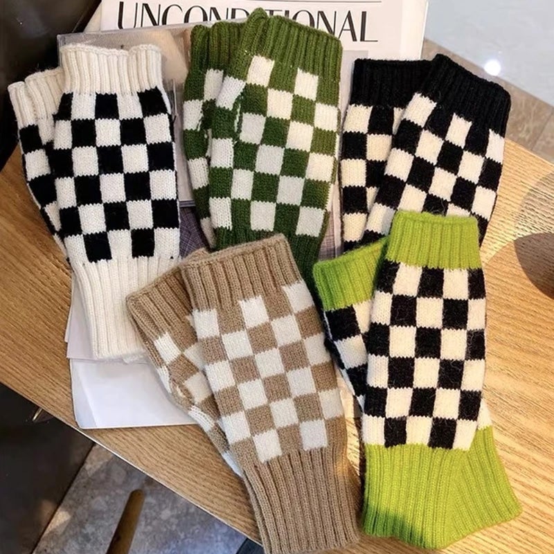 BowLift | Women’s Checkered Winter Gloves – Warm Fingerless Knit Plaid Design