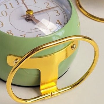 BowLift | Vintage round Analog Watch