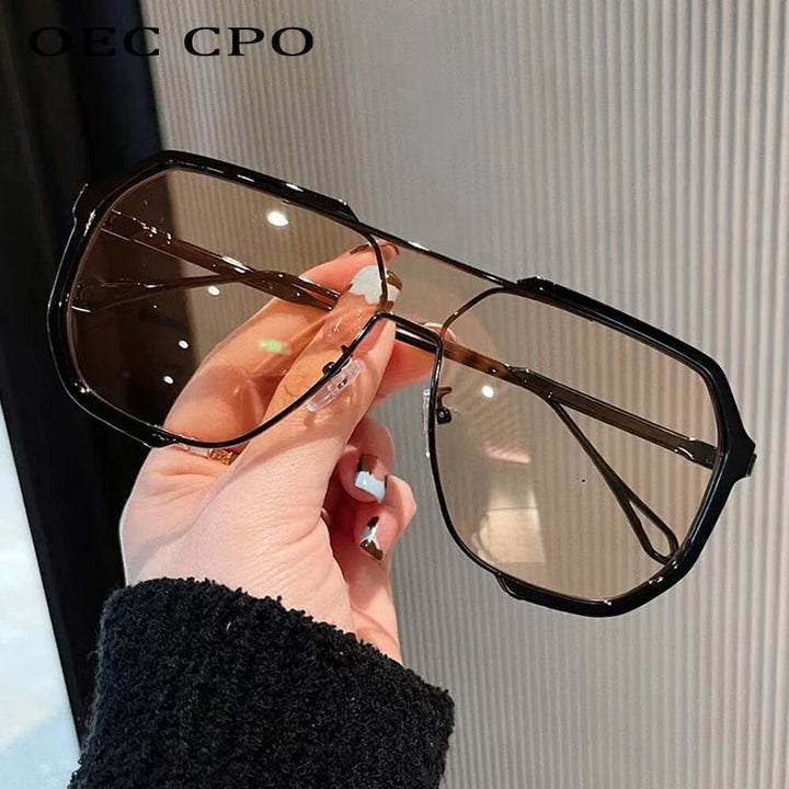 BowLift | VOGUEVIEW SHADES – Oversized Square Sunglasses with UV400 & Photochromic Lenses