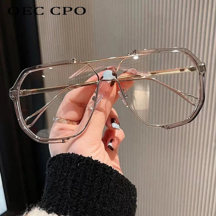 BowLift | VOGUEVIEW SHADES – Oversized Square Sunglasses with UV400 & Photochromic Lenses
