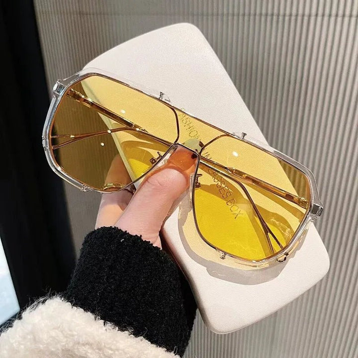 BowLift | VOGUEVIEW SHADES – Oversized Square Sunglasses with UV400 & Photochromic Lenses