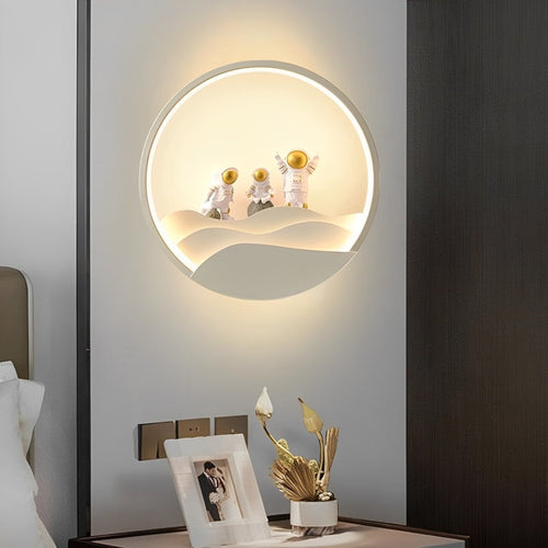 BowLift | Astronaut Wall Lamp with TriColor LED Light - 11