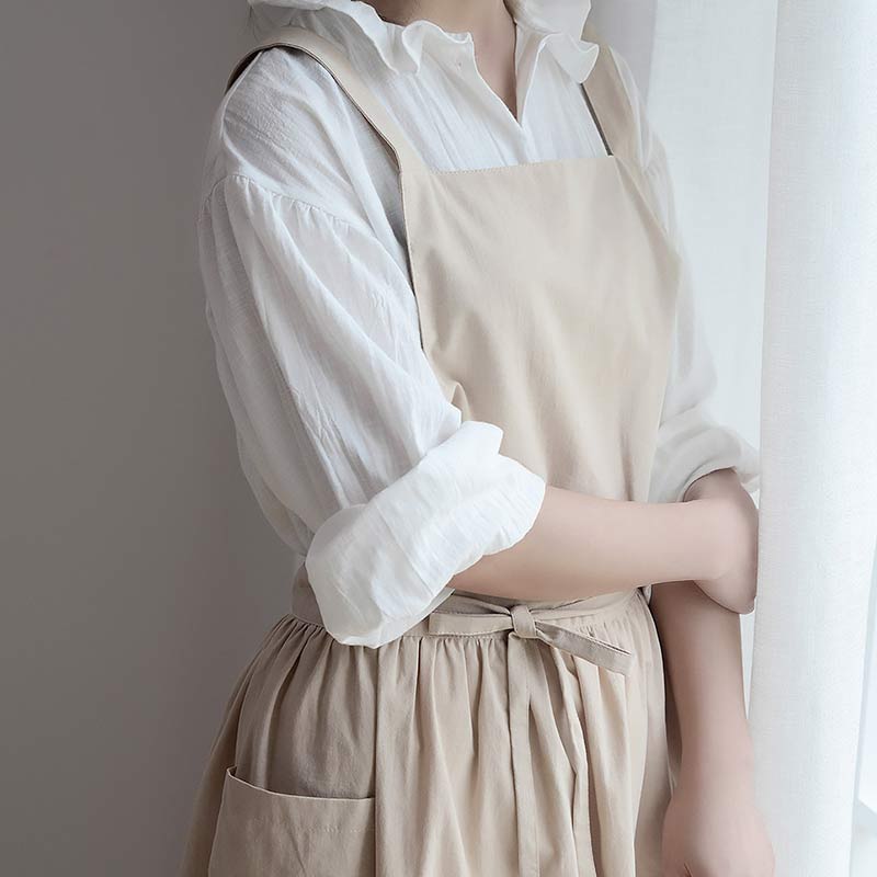 BowLift | Waterproof Cotton Apron with Handy Pockets - ChefMate