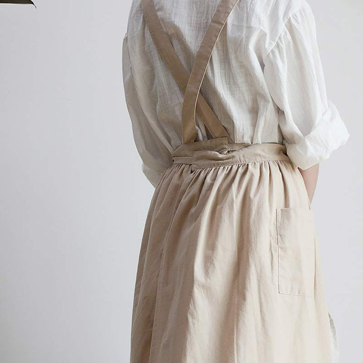 BowLift | Waterproof Cotton Apron with Handy Pockets - ChefMate