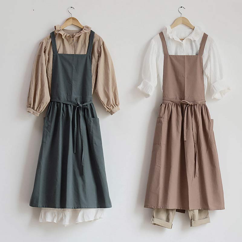BowLift | Waterproof Cotton Apron with Handy Pockets - ChefMate