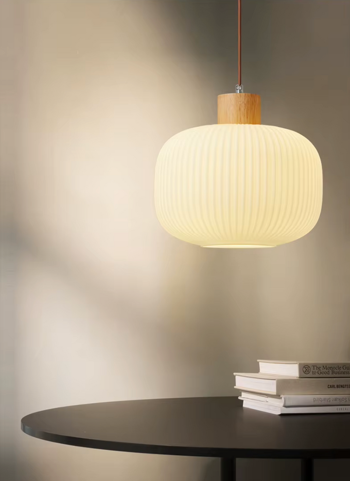 BowLift | Scandinavian Style Glass Lamp