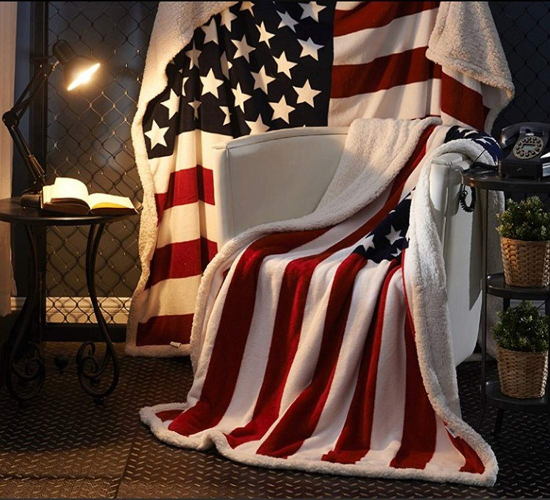 BowLift | Flannel-Sherpa Blanket with American Flag
