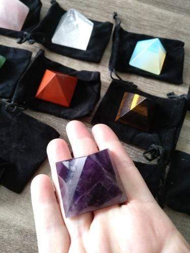 BowLift | Crystal chiseled pyramid