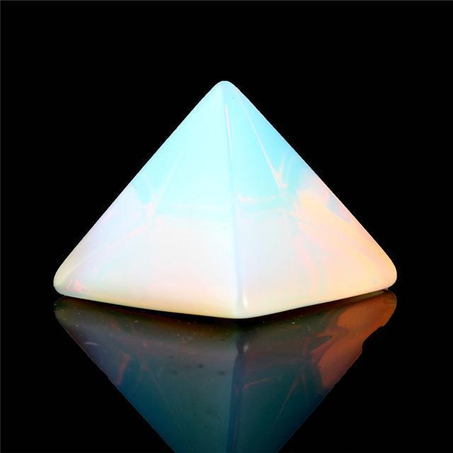 BowLift | Crystal chiseled pyramid
