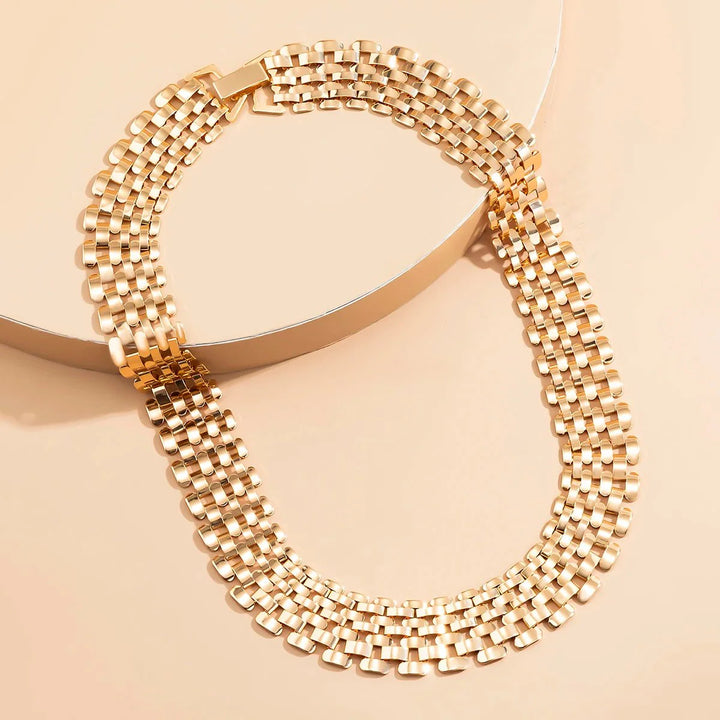 BowLift | Wide Flow Flat Chain Choker Necklace