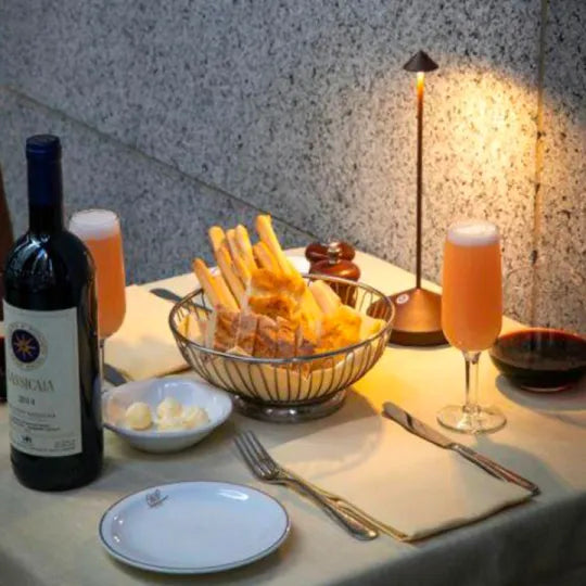 BowLift | Wireless Table Lamp with Modern LED Light