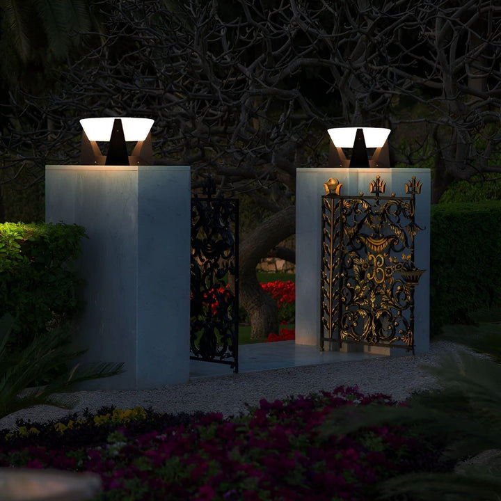 BowLift | Luxio Solar – Luxurious Solar-Powered Japanese Garden Lamp