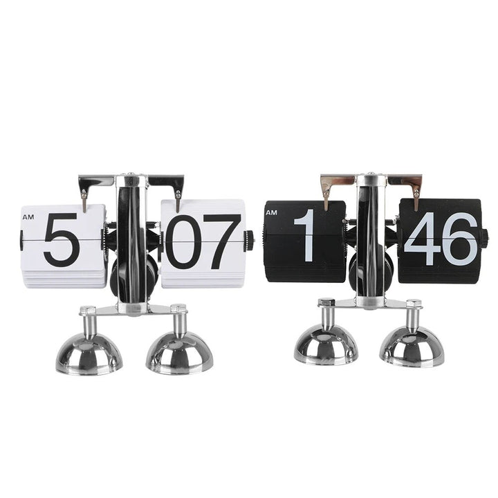 Retro Flip Clock with Automatic Turning Element | Bowlift
